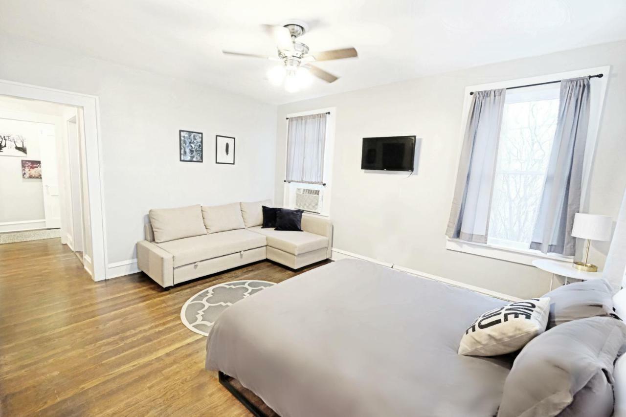 Local Hotspot • Lower Greenville Studio Flat Dallas Extérieur photo